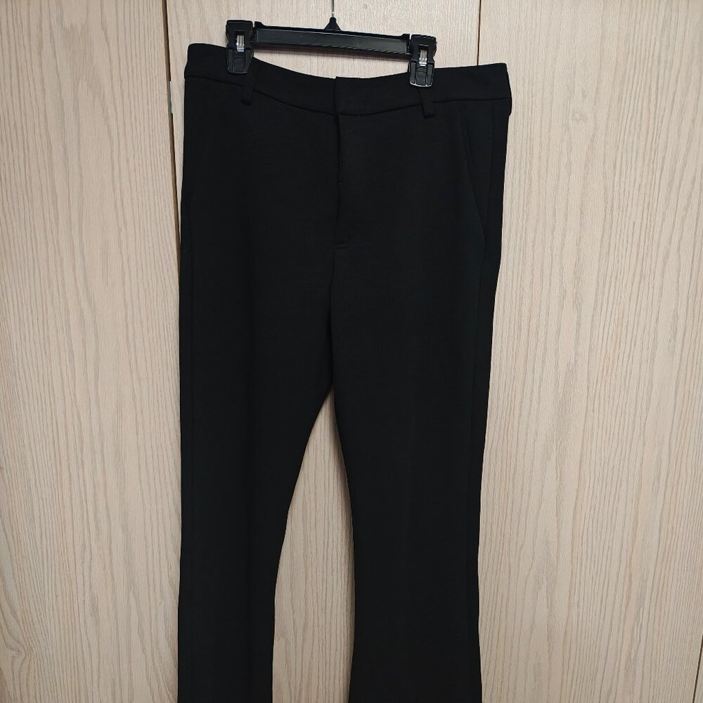 Ana High Rise Fab Ab Flare RN#58539 Size 8